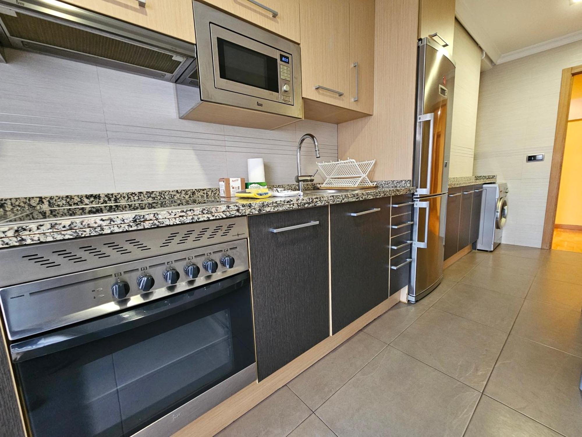 196A Acogedor Apartamento En Gijon Exterior photo